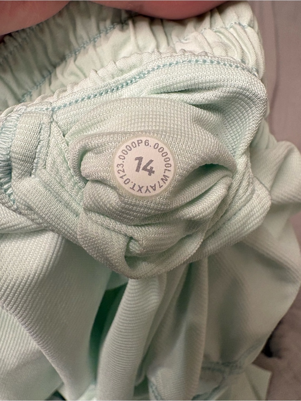 Lululemon Hotty Hot Low-Rise Lined Short 4" W7AVGT - Picture 6 of 6